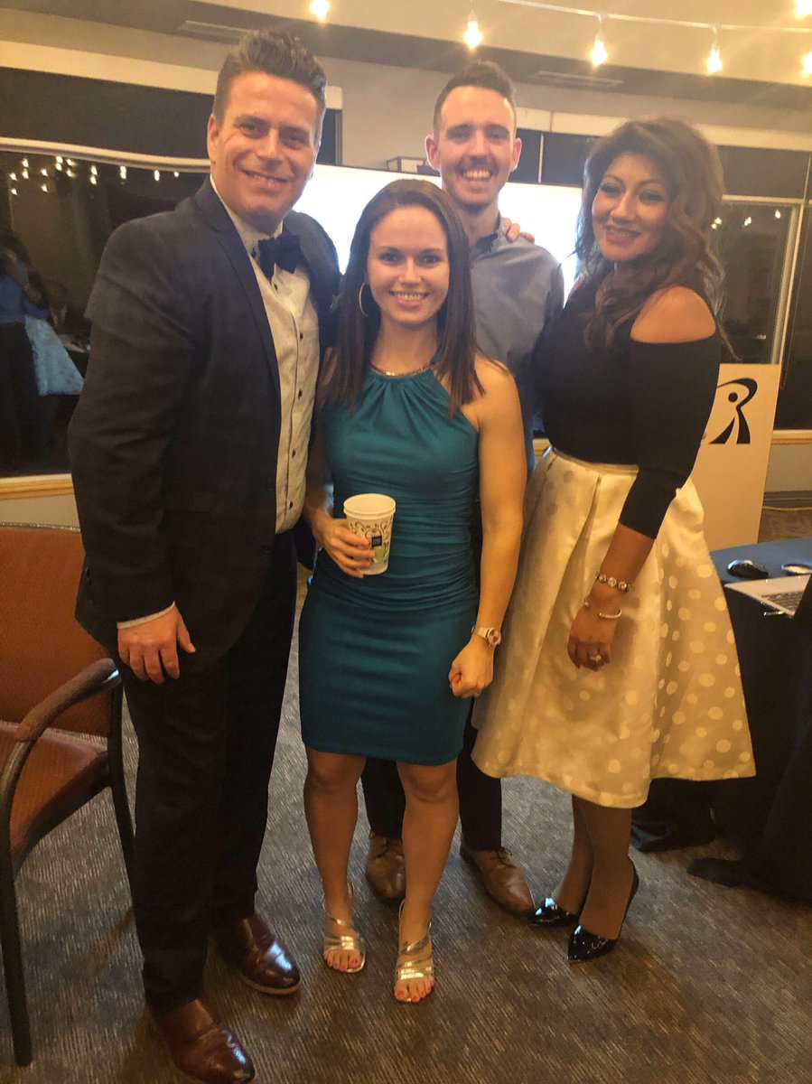 Bee-Clean Red Deer tweet media