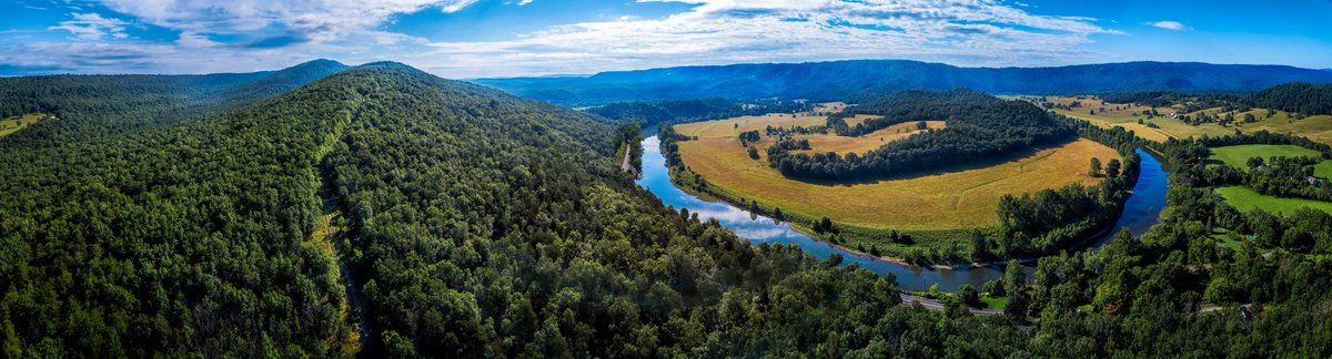 ToadandCo's tweet image. Success! We&apos;re celebrating the protection of White Horse Mountain, a 1,725-acre recreation destination on the South Brand Potomac River in WV. We helped Potomac Conservancy​ protect this special place through our membership with @conservationall ​. #WeKeepItWild #SaveWhiteHorse