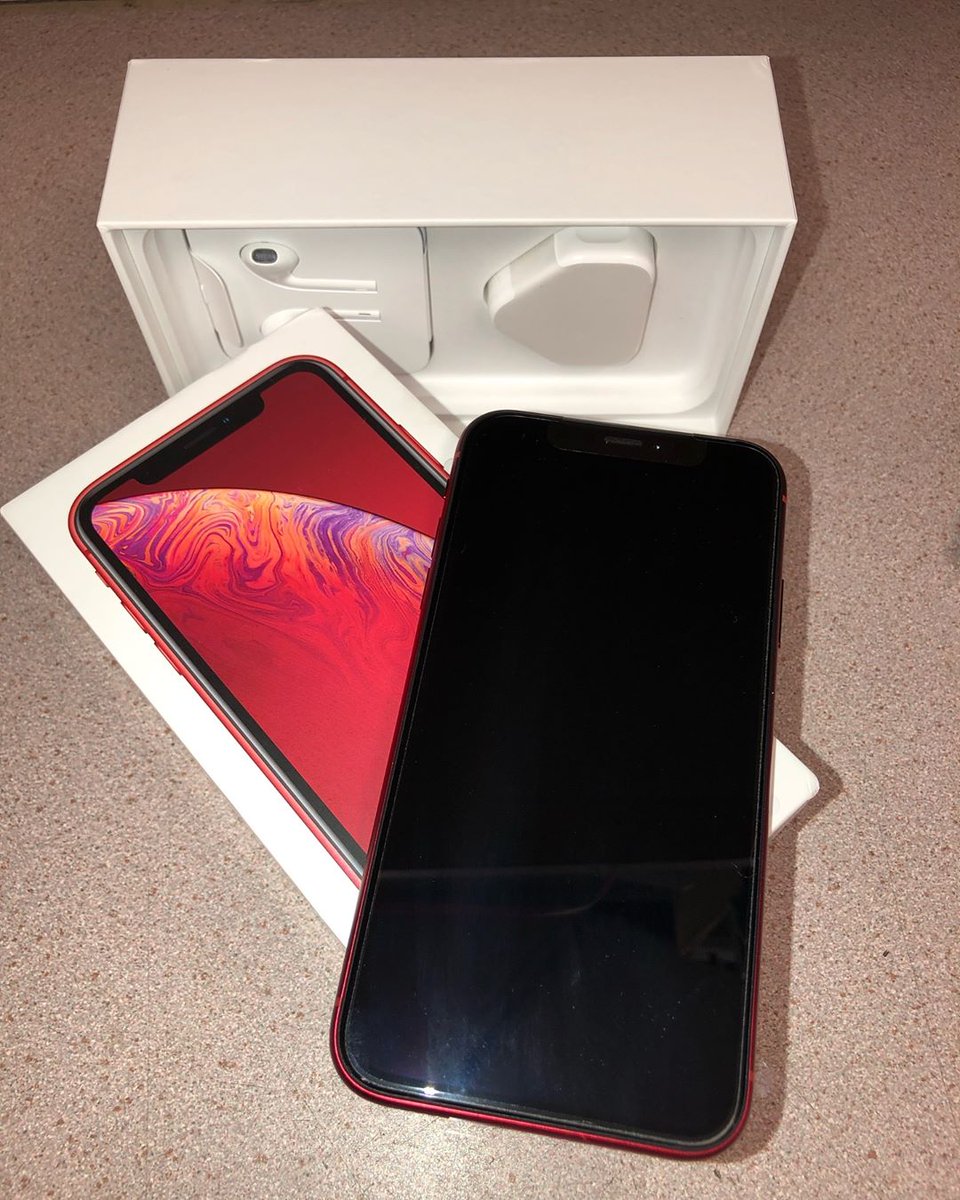 LewishamBaseo's tweet photo. Brand new iPhone XR, Product Red, 256GB, Unlocked in store now! 😱🔥 #baseo #baseolewisham #apple #xr #iphone #blackfriday https://t.co/ZN7oW2SCxT