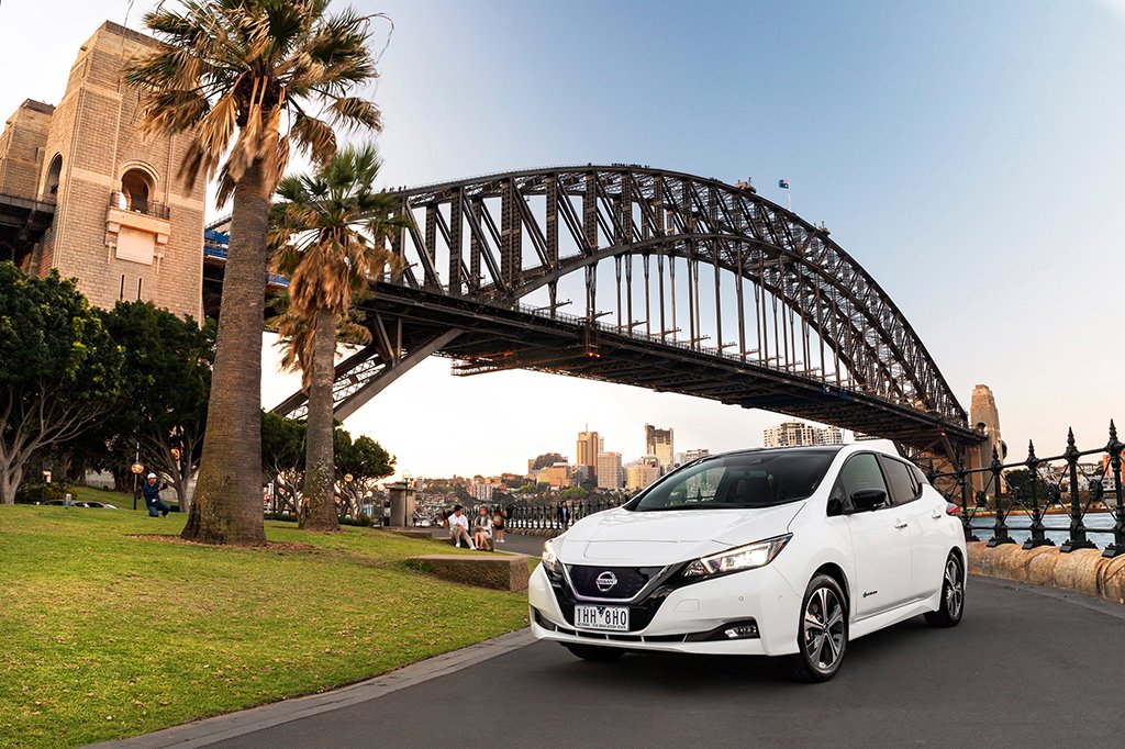 CornwallNissan's tweet photo. El nuevo #Nissan #LEAF es reconocido con el premio " #InnovaciónVerde ". #Nissan_Aus #NissanMotor #Drivecomau https://t.co/CIvIJ44mvg https://t.co/VTmZhei43z