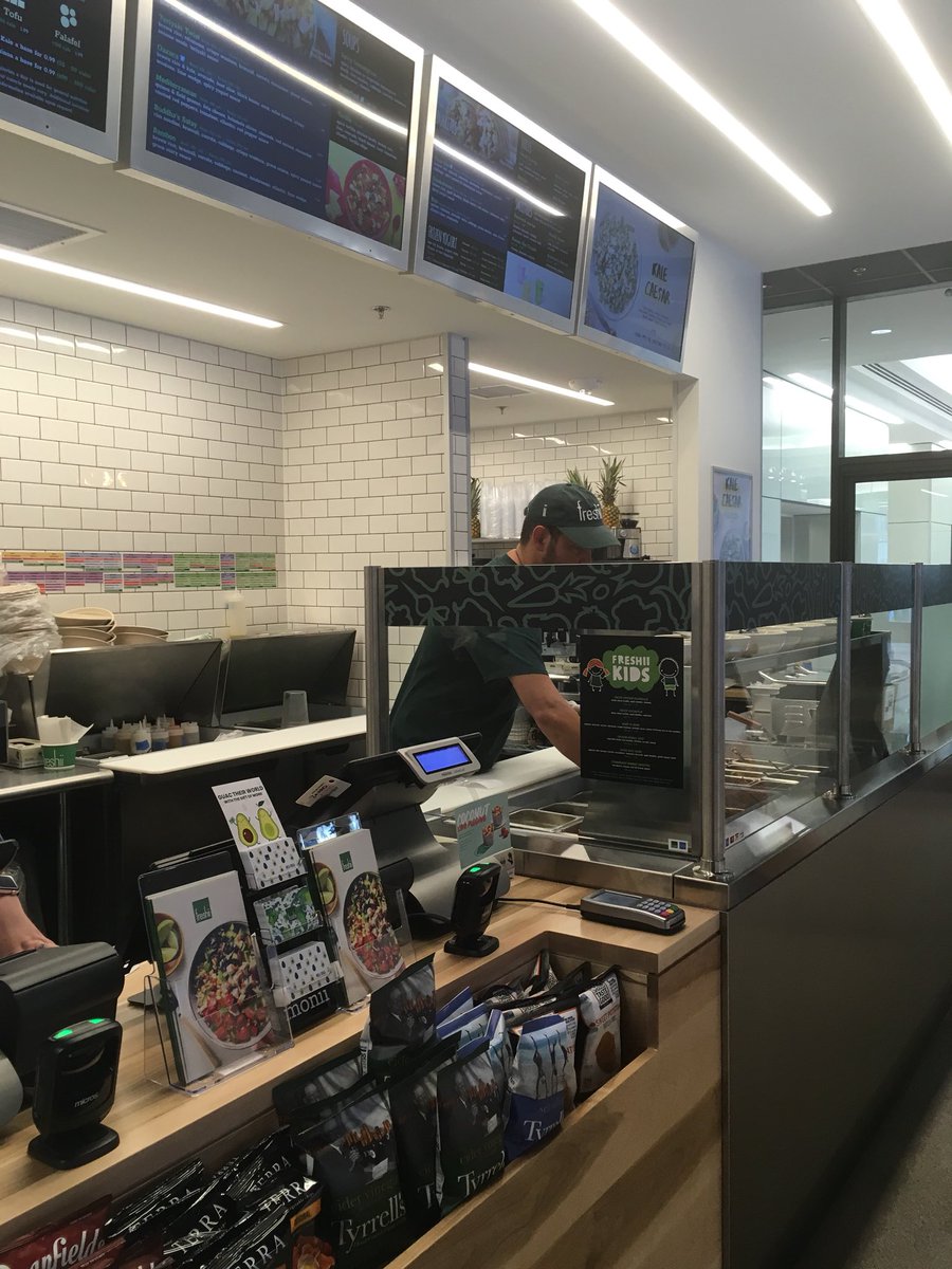 Jen_MMAC's tweet photo. Very excited about our new downtown neighbor and @MMAC_Chamber member @freshii at the 250 building!! #eat #energize https://t.co/icMzFPYlV6