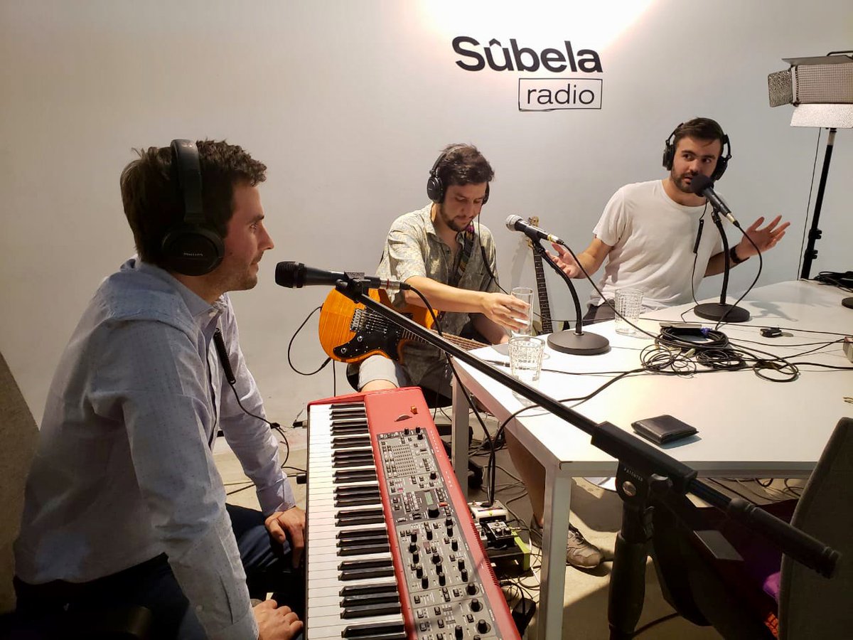 Vuleve a escuchar a <a href="/hausikuta/">Hausi Kuta</a> en el podcast del <a href="/SoundtrackVida/">El Soundtrack de la Vida</a> bit.ly/2vHfgaM