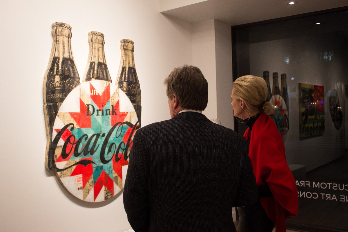 Take a breather from the hustle and bustle this holiday weekend to stop in and marvel at Robert Mars' PopForms and pop-centric artwork!
Miller Gallery will be closed Thursday, November 22nd, and Friday, November 23rd.
 #graphicdesign #artwork #pop  #gallery #robertmars