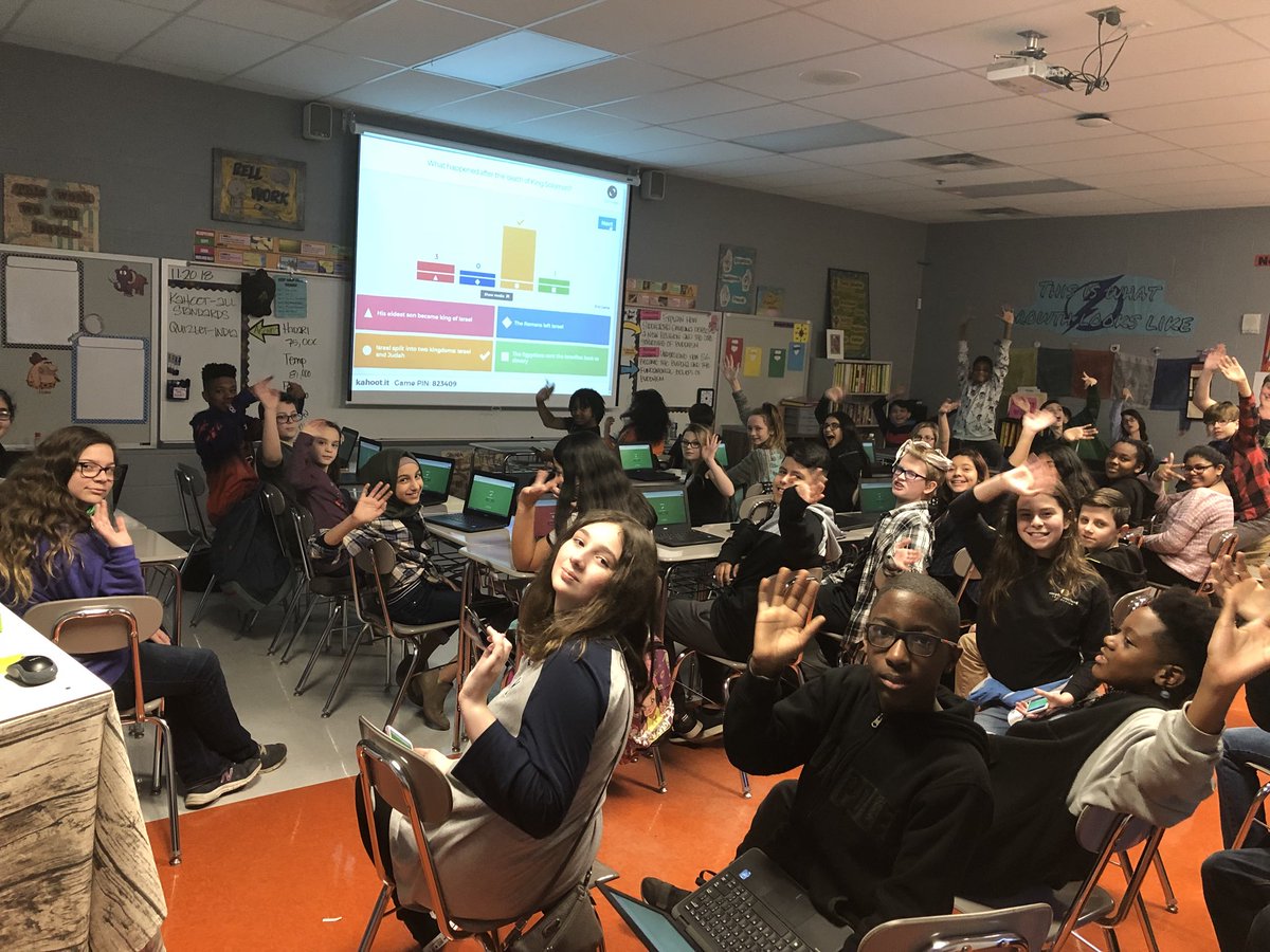 ClassKhaleesi's tweet photo. Making big the most of the day before break with Ms. Moore’s class and reviewing the standards from the beginning of the year! @RockyForkMS https://t.co/zbXmDacnge