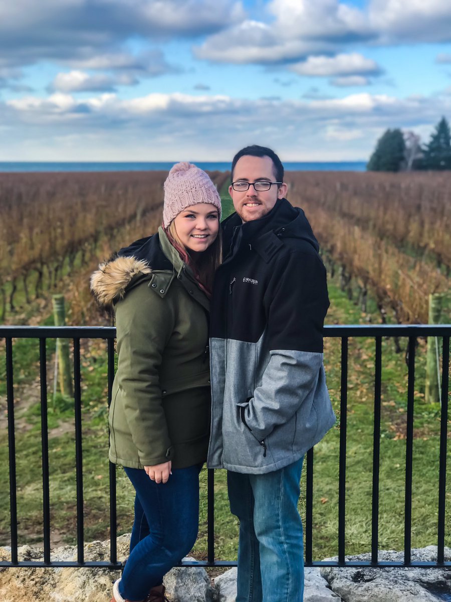 simplysavvvv's tweet photo. I’ll tour wineries and get tipsy on Ice Wine with you any day 🍷🥂🍾🍇 @Marcjperez3 https://t.co/Z6mjw4zOm5