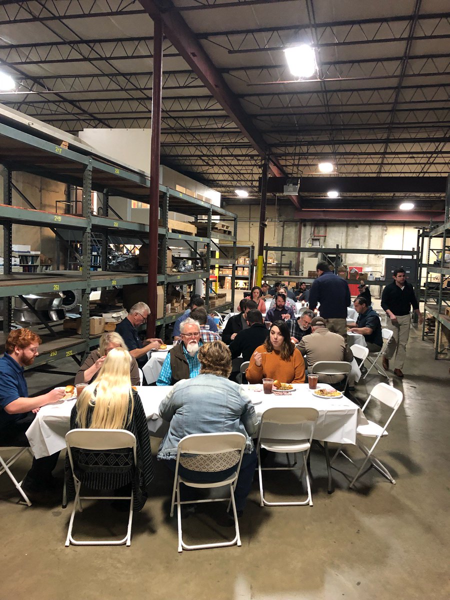 BrownleeMorrow's tweet photo. Happy Thanksgiving!

This year we're thankful for all of the great cooks that are part of the Brownlee Morrow family! https://t.co/RYe7OfK1wD