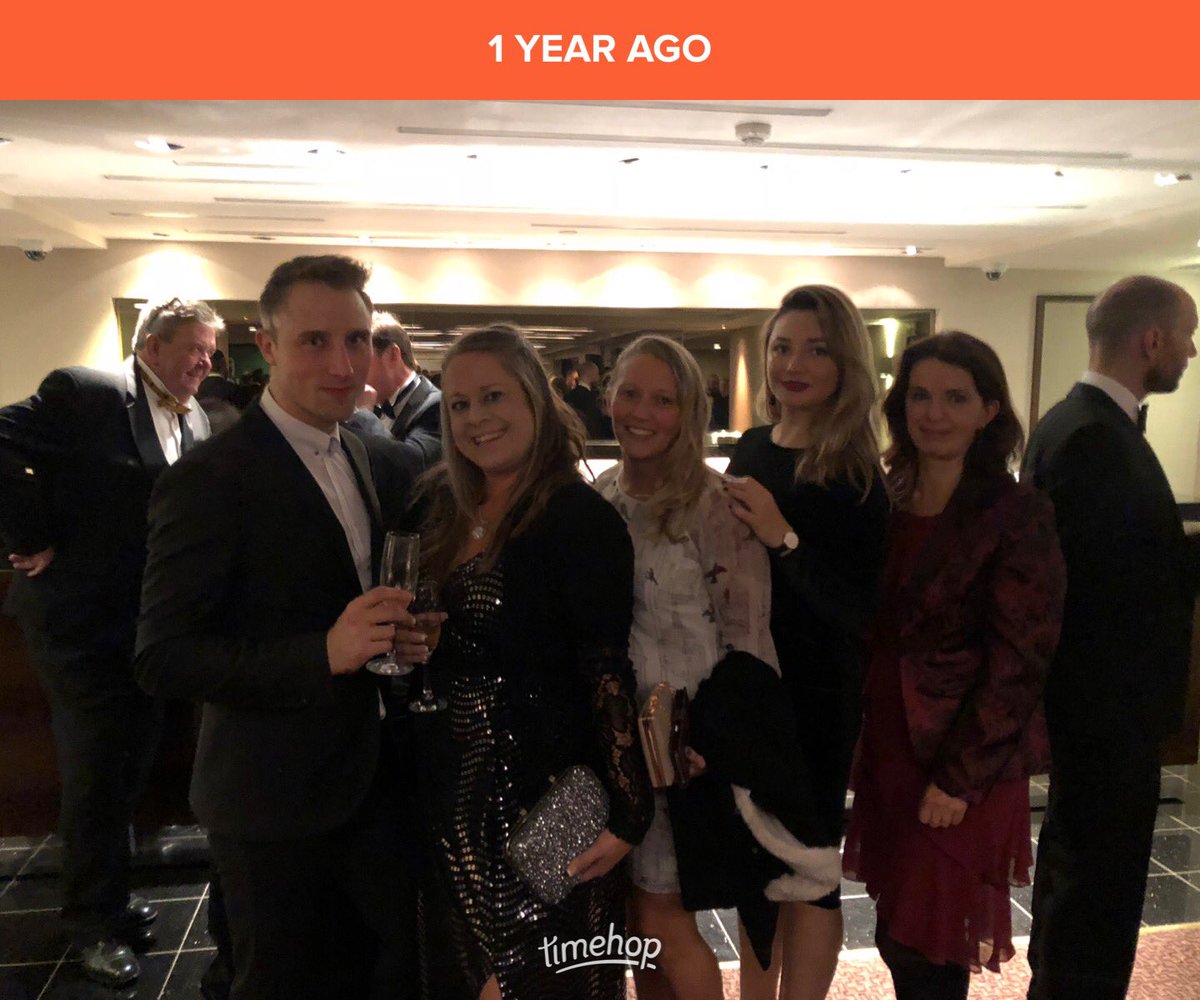 binkybunny7's tweet photo. Some days I do miss a bit of the old corporate lifestyle ... but not for long! #dontlookback #looktothefuture #itsbright #itsorange ๐คฃ๐ฅ๐พ๐งก https://t.co/mZ9wdxxWnh