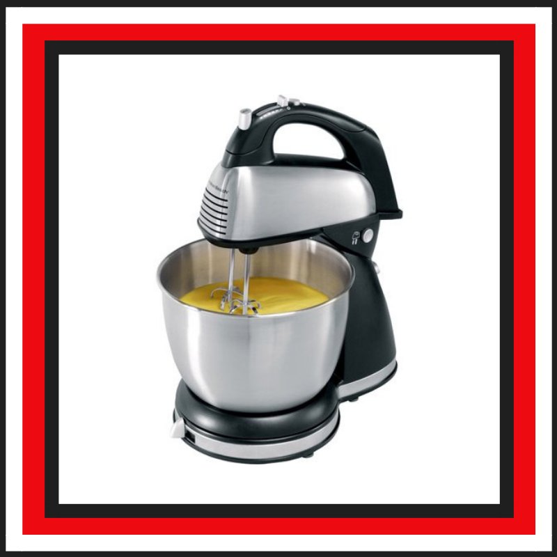 ForemostRVA's tweet photo. This versatile, 6-speed mixer allows you to use the hand mixer alone or position it on the stand for hands-free use. Get it for $29.75 before the daily discount. #ForemostRVA #ForemostSales #LocalDealsRVA #handmixer #kitchen #BlackFriday #cakes #RVA https://t.co/niNCUpn06J