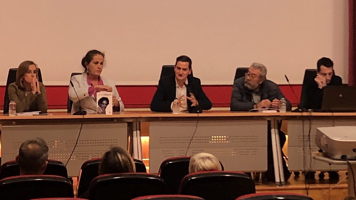 JOrtizGisbert's tweet photo. Hemos presentado el libro: Pedro Zerolo, una lucha por la igualdad. Un homenaje a un gran militante de la libertad, la igualdad y la diversidad. Gracias a @CarlaAntonelli, @PuriCausapi y Cándido Méndez, por vuestra presencia y vuestras palabras. Seguimos aprendiendo. https://t.co/0o30qU0SgE