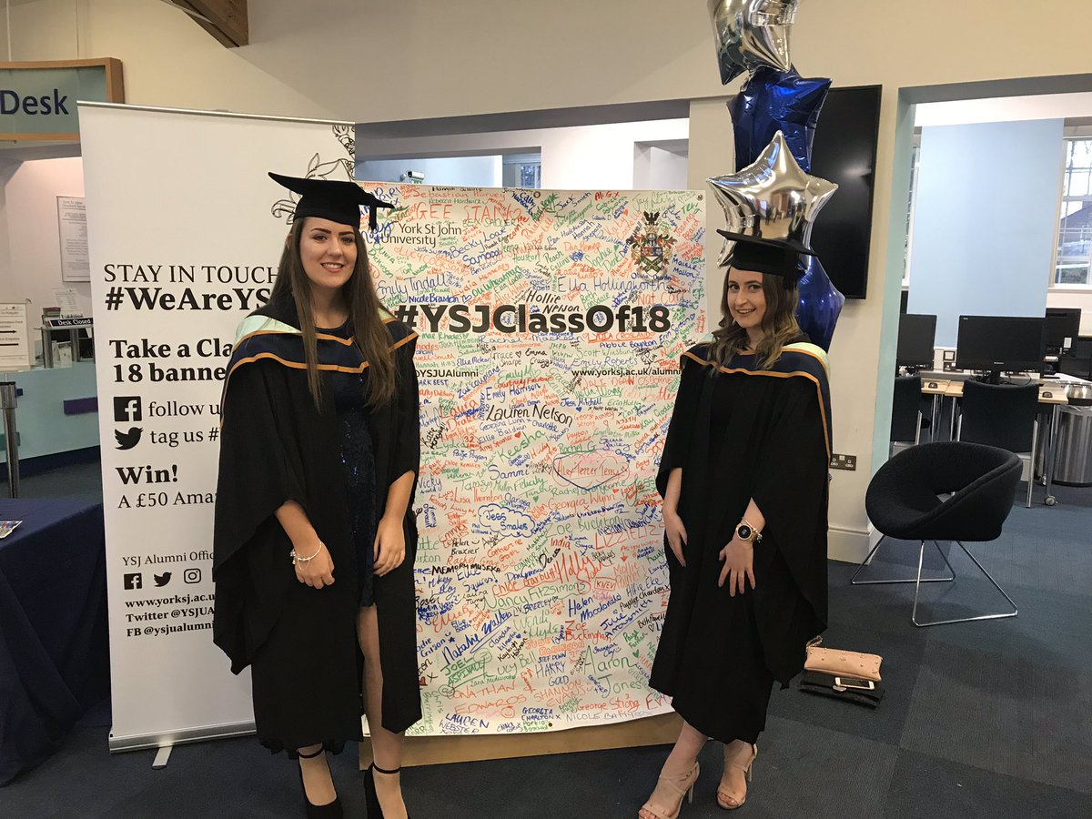 MissDentNQT's tweet photo. Not even 8am and were getting the pics in even if we were the only ones at uni at that time #WeAreYSJ https://t.co/QtsrVbdoTQ