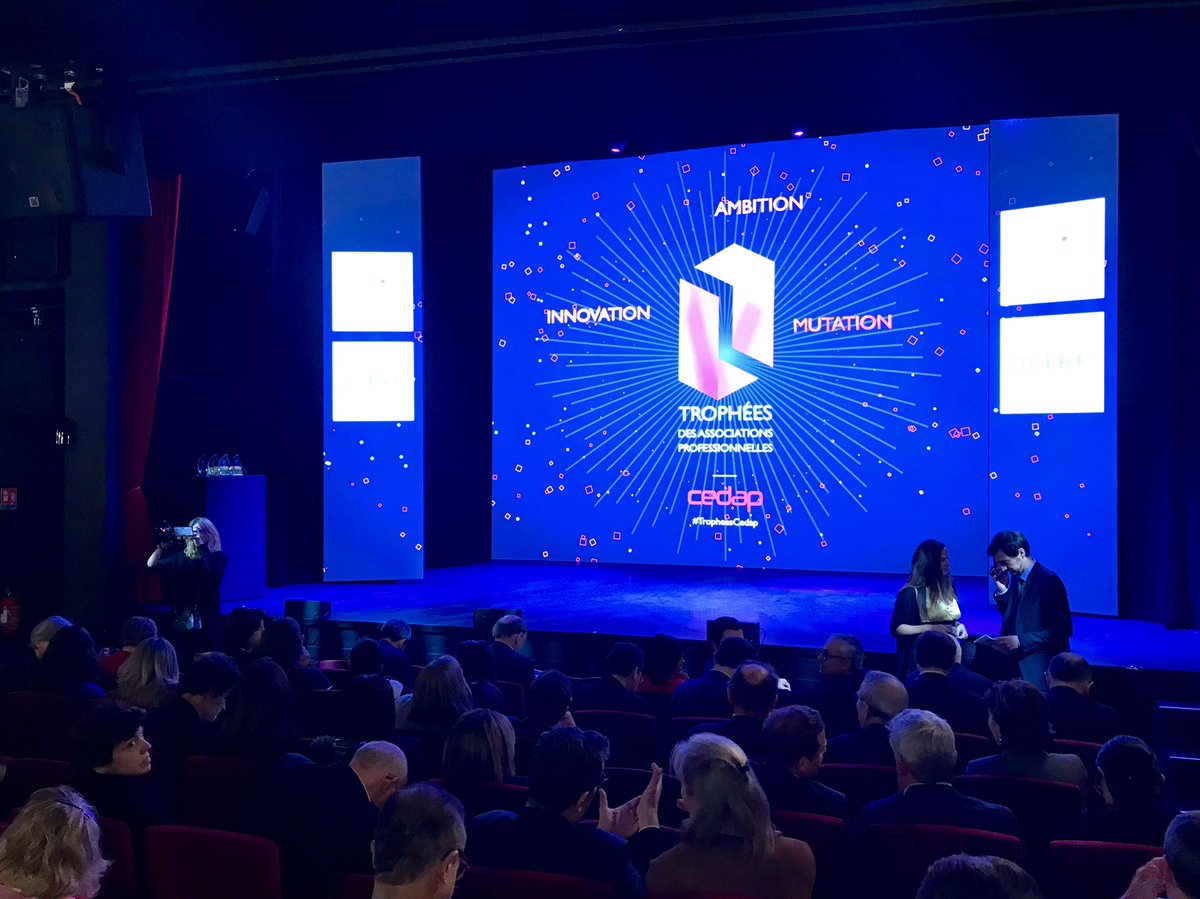 UNGE_officiel's tweet photo. #UNGE présent à la cérémonie des #TropheesCedap des #associationsprofessionnelles : bravo à tous les lauréats et fier de notre plateforme collaborative mess@GE @AgenceMH @cedap_assopro @ThTourEiffel #géomètresexperts #innovation #mutatation #ambition https://t.co/J5pAZtVkbZ