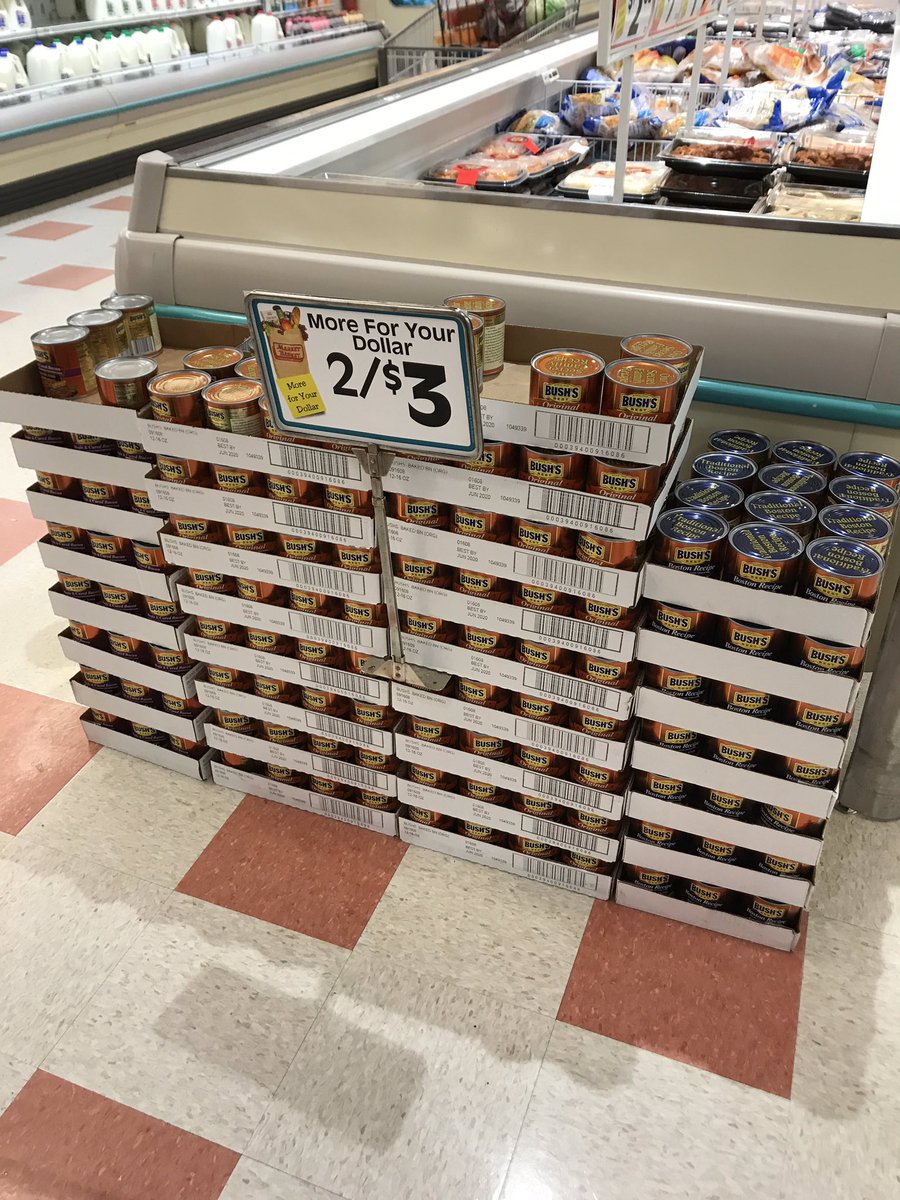 GregoryPliska's tweet photo. More Market Basket Nashua (store 43) @CPGThanksgiving https://t.co/C7dp8Bv30z