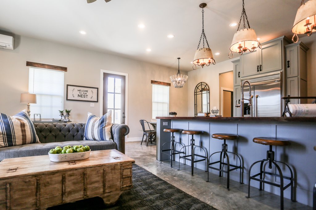 Absolute Charm tweet media