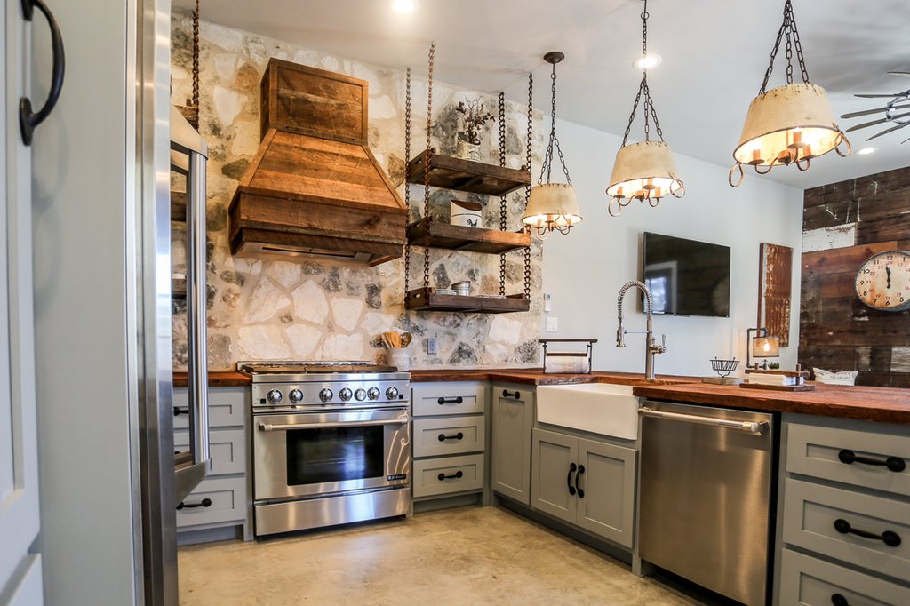 Absolute Charm tweet media