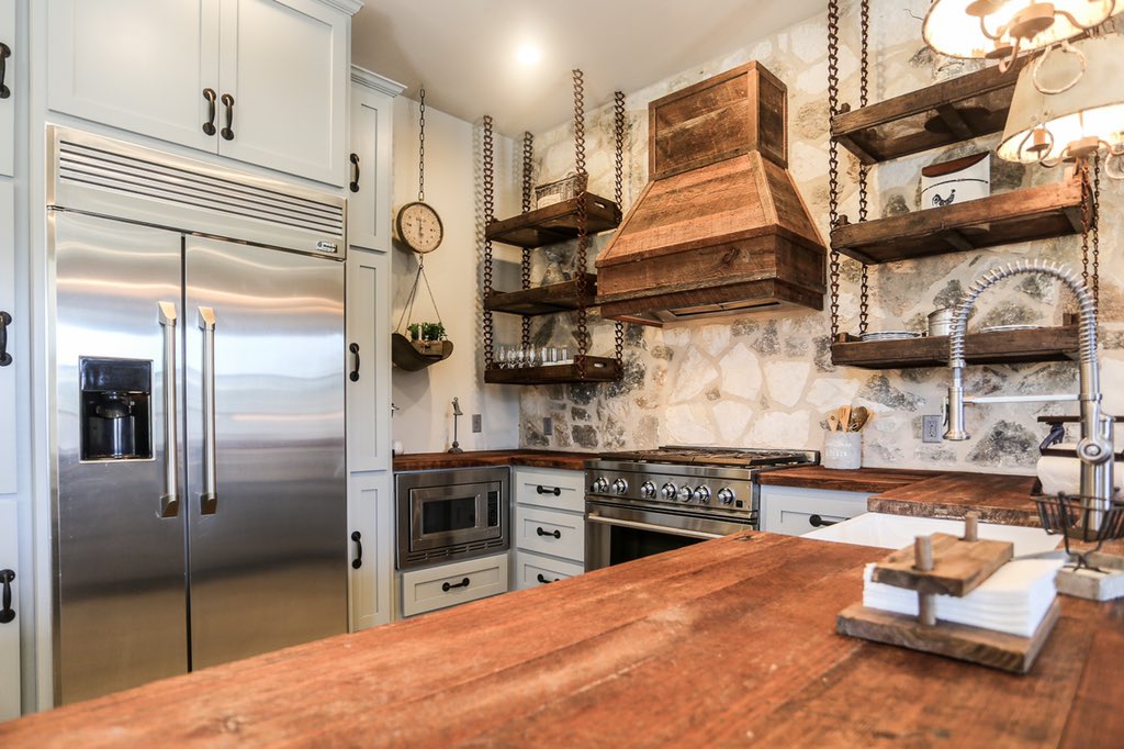 Absolute Charm tweet media