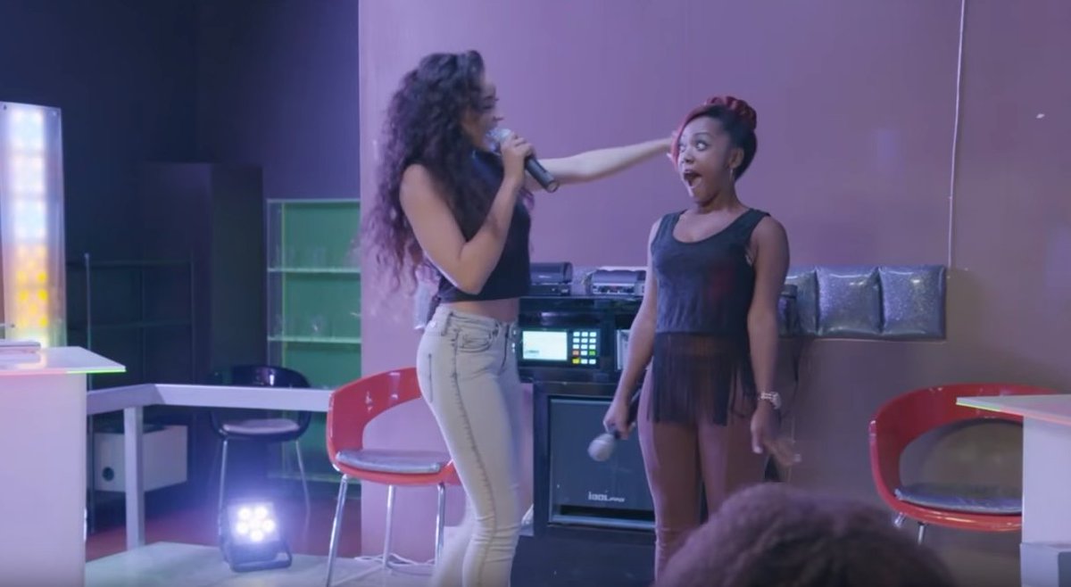 wearerumbleyard's tweet photo. Have you ever been at Karaoke and Tinashe just shows up during your song? Yeah, me neither... https://t.co/4S1GPGjj4B https://t.co/KiyvOwZM2t