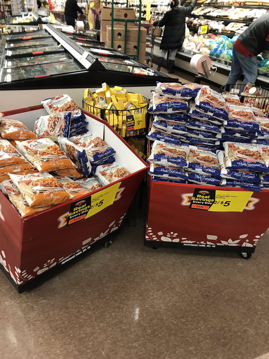 GregoryPliska's tweet photo. Hannaford Nashua NH @CPGThanksgiving https://t.co/wD5bwk3oWP