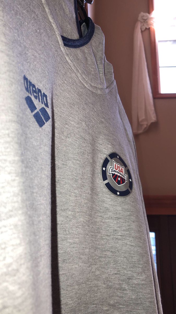 Swimfluence's tweet image. Announcement about the USA National Team Apparel happening at 5pm CST!