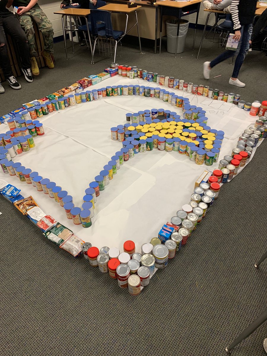 LIBERTYSCHOOLS's tweet photo. CANstruction event was a big success this afternoon at @SVMSEagles.  Lots of creative students who made displays using cans of food donated.  The big winners were the Liberty Community Christmas Tree, as several hundred cans were donated!  🥫🎄 #LPSLeads https://t.co/D5ttP3YJip