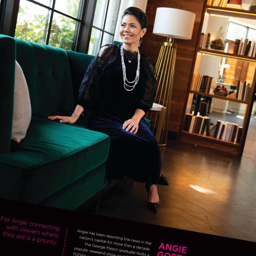 OhMyGOFF's tweet photo. So honored but HAVE to give credit to the real #dynamicwoman. It’s my sisters, my girlfriends, my mom friends and all you ladies out there who have absolutely NO clue how you’ll do it... but every day YOU get it done👊🏼! Thank you @DCMagazineML #dynamicwomen2018 #novemberissue https://t.co/L01NIHetl3