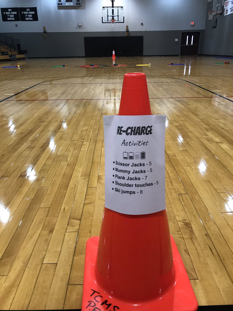 cddossett's tweet photo. Little bit of #rollngo warmup & #dometag before our big Thanksgiving break! Thanks to @bdevore7 @healthystark & other @kyahperd presenters for the fresh ideas! #physed #laddergang https://t.co/axSRU8SBvE