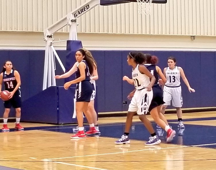 JayTopeMusic's tweet photo. 6A Girls Basketball 
Final 
Warren Warriors 42
Roosevelt Rough Riders 26
#SAsports #LoveIsTheAnswer @Warren_GBB @LadyRiderBaske1 https://t.co/52LGTwhf5a