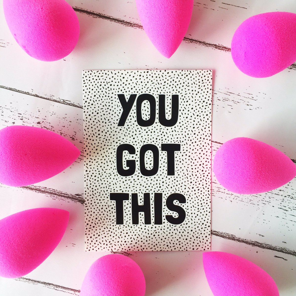beautyblenderUK's tweet photo. A Tuesday reminder that you’ve got this girl! 💁‍♀️💪✨#borntoblend https://t.co/TA0XpEAd3e