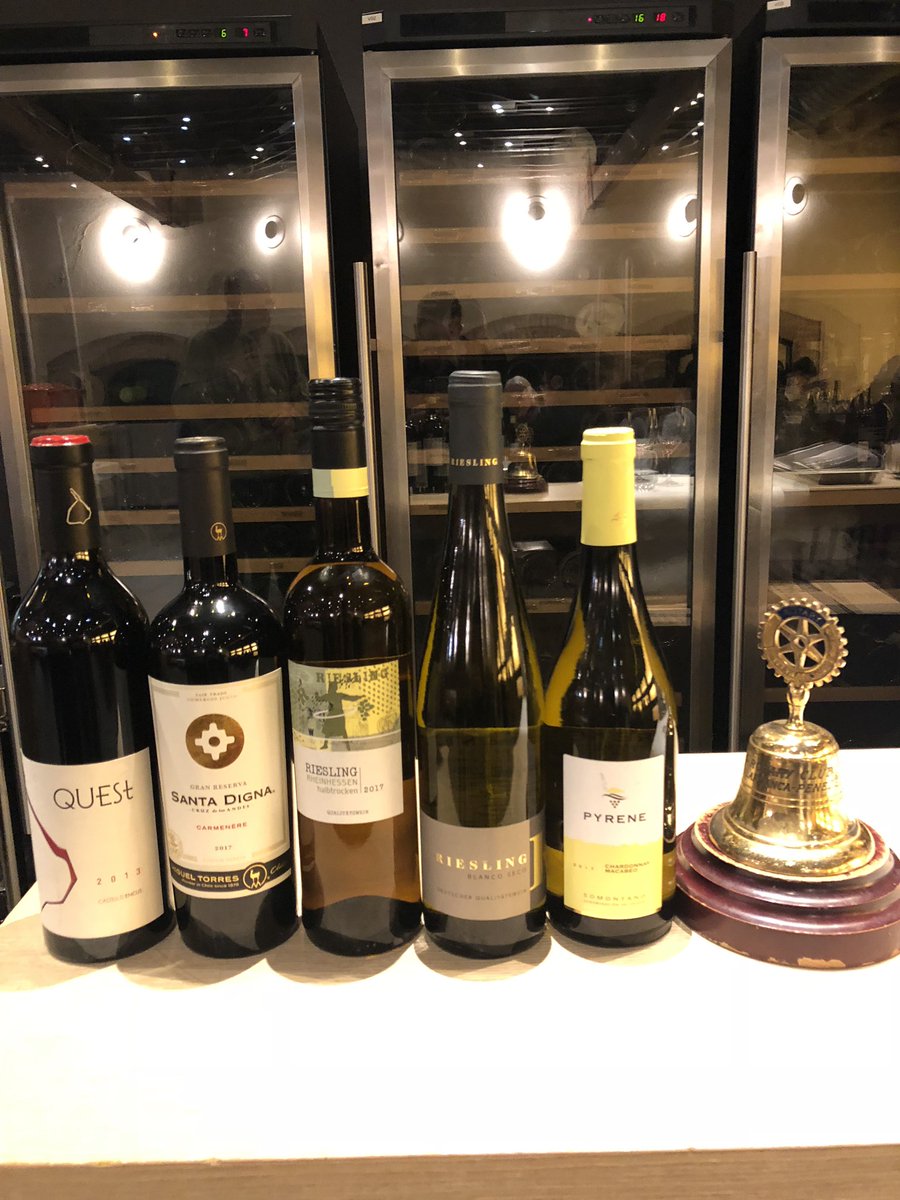 Tast de vins d’altura. Gracies Pere Escudé per compartir aquest coneixement. T’esperem tot sovint.