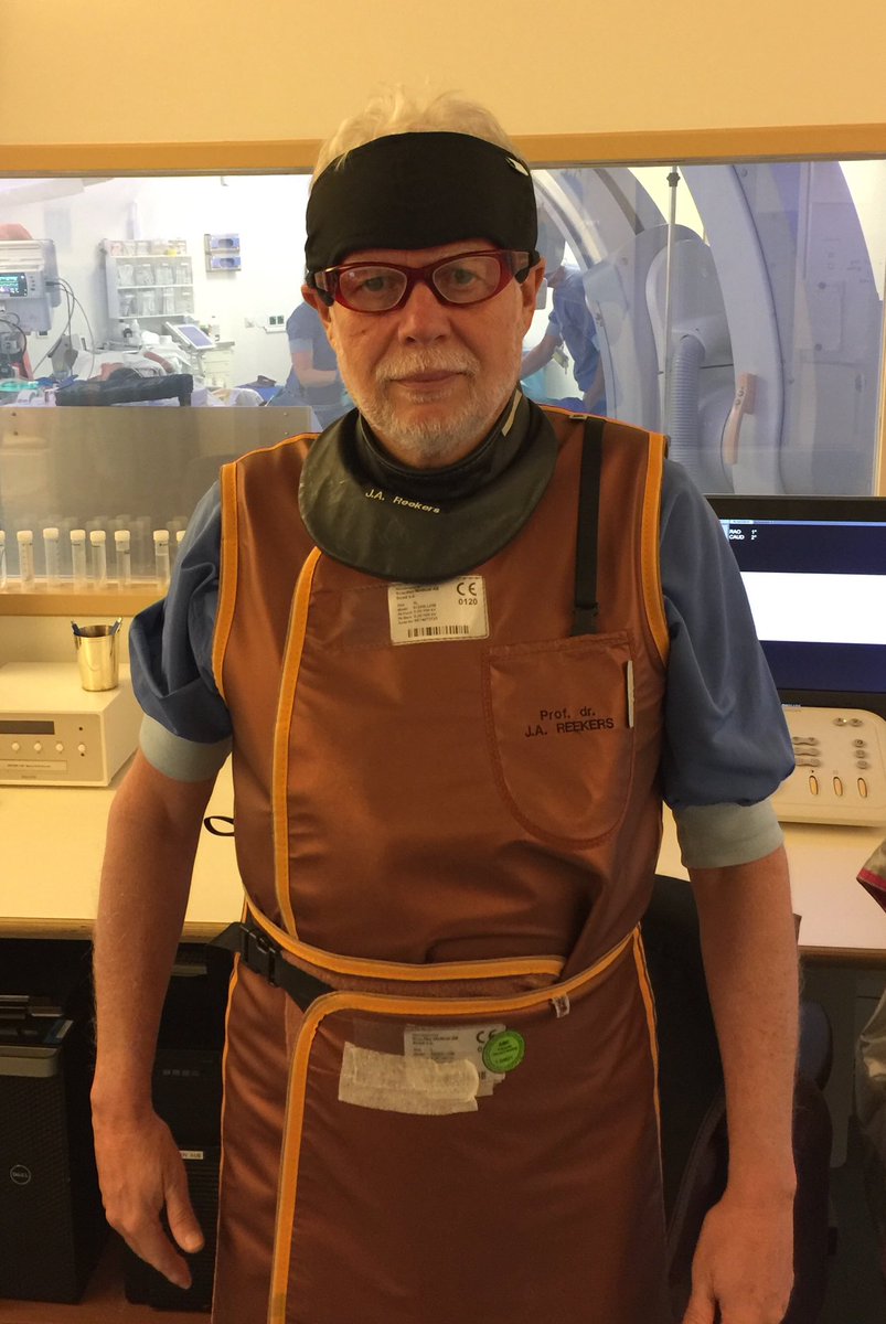 cvirendo's tweet photo. IN FULL LEAD. I have now also started to wear a dedicated head protection cap. Be aware, be protected. Learn your IR fellows not only about interventions but also about radiation. https://t.co/y3mA3zuRup