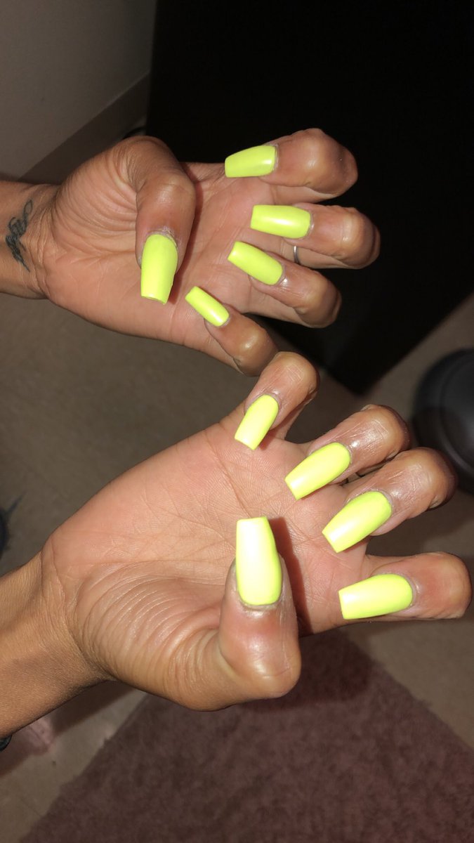 ohsotiffff's tweet photo. I need some nails models for discounted full sets! #barryu #barryu19 #barryu20 #barryu21 #barryu22 https://t.co/5IYe4hcJkZ