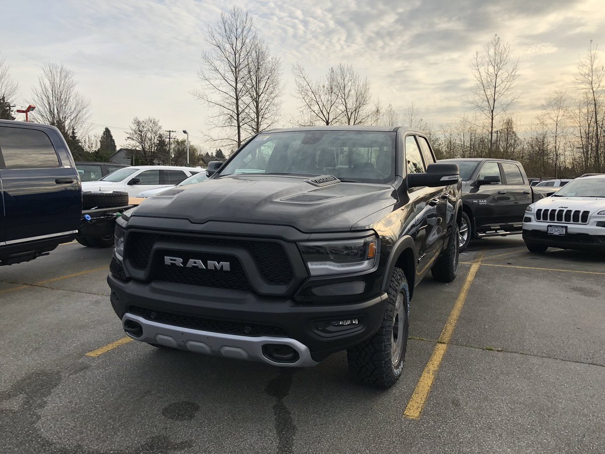 Maple Ridge Chrysler tweet media