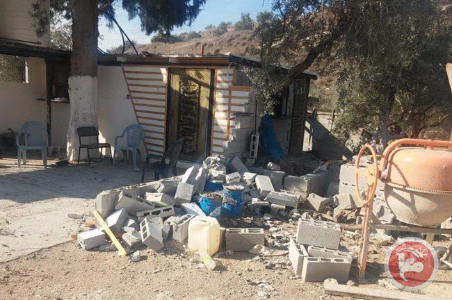 Israeli settlers vandalise children’s playground which was under construction, destroy the cafeteria, & damage furnishings & recreational equipment #GroupPalestine  #قروب_فلسطيني  http://www.maannews.com/Content.aspx?id=781851