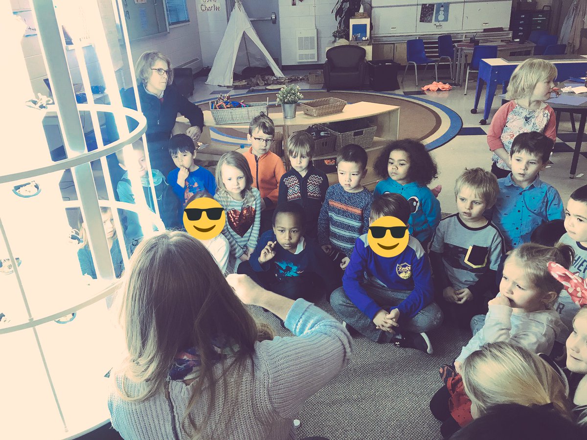 allisapowney's tweet image. A big thank you to Mrs. Phillip and her gr. 3 students for showing us how a tower garden works! @StIsidoreOCSB  #ocsbcommunity #learningpartnership