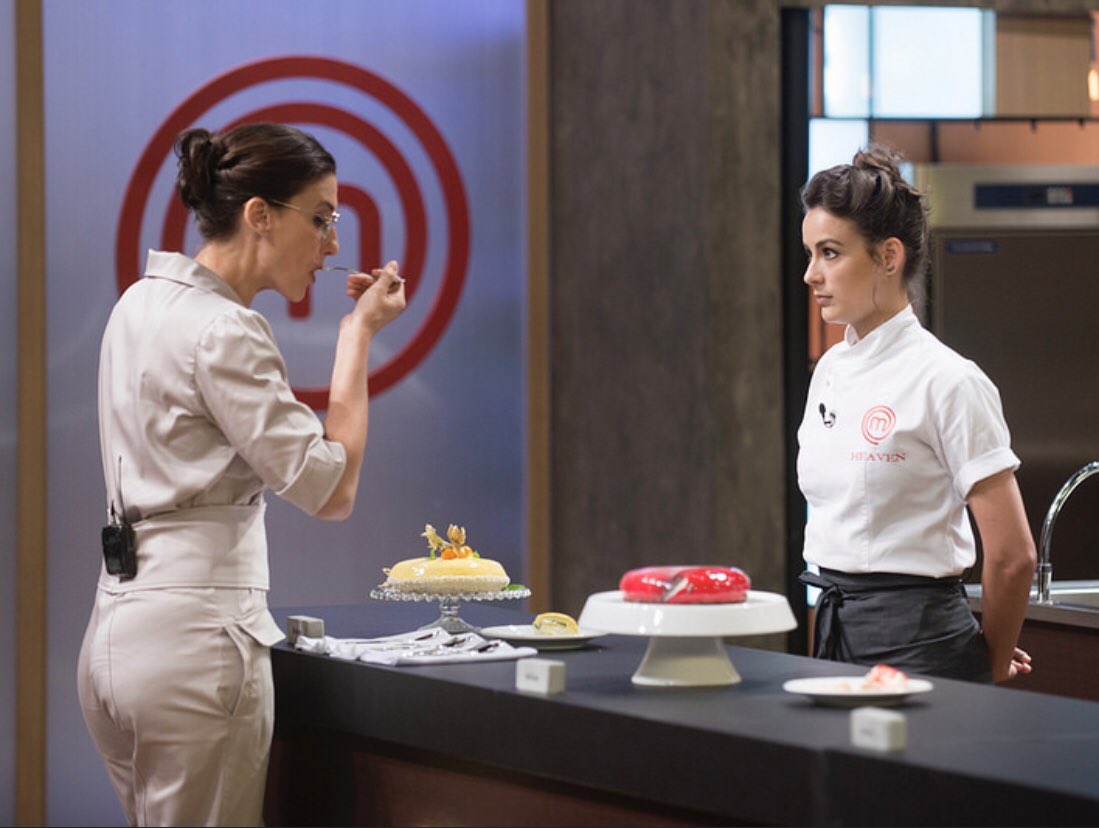MCProHeaven (@mcproheaven1) on Twitter photo ร hoje! ๐<a href="/masterchefbr/">MasterChef Brasil</a> e um dos maiores desafios da temporada! E o nosso pavor! Confeitaria! ๐ต๐ช๐ช๐ผBolo Espelhado ou Entremet ( como se chama na Franรงa da onde vem esta COMPLEXA receita! ) ...
Hoje tem! ๐ช๐ช๐ช ร hoje! ๐<a href="/masterchefbr/">MasterChef Brasil</a> e um dos maiores desafios da temporada! E o nosso pavor! Confeitaria! ๐ต๐ช๐ช๐ผBolo Espelhado ou Entremet ( como se chama na Franรงa da onde vem esta COMPLEXA receita! ) ...
Hoje tem! ๐ช๐ช๐ช