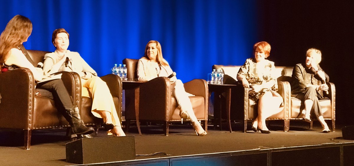 “The game is the value around the payment - customer experience and data” ⁦<a href="/WomeninPayments/">Women In Payments</a>⁩ symposium exec panel discussion #payments #CustomerExperience #data ⁦<a href="/Kath_Bray/">Katherine Bray</a>⁩ ⁦@anoukdeblieck⁩