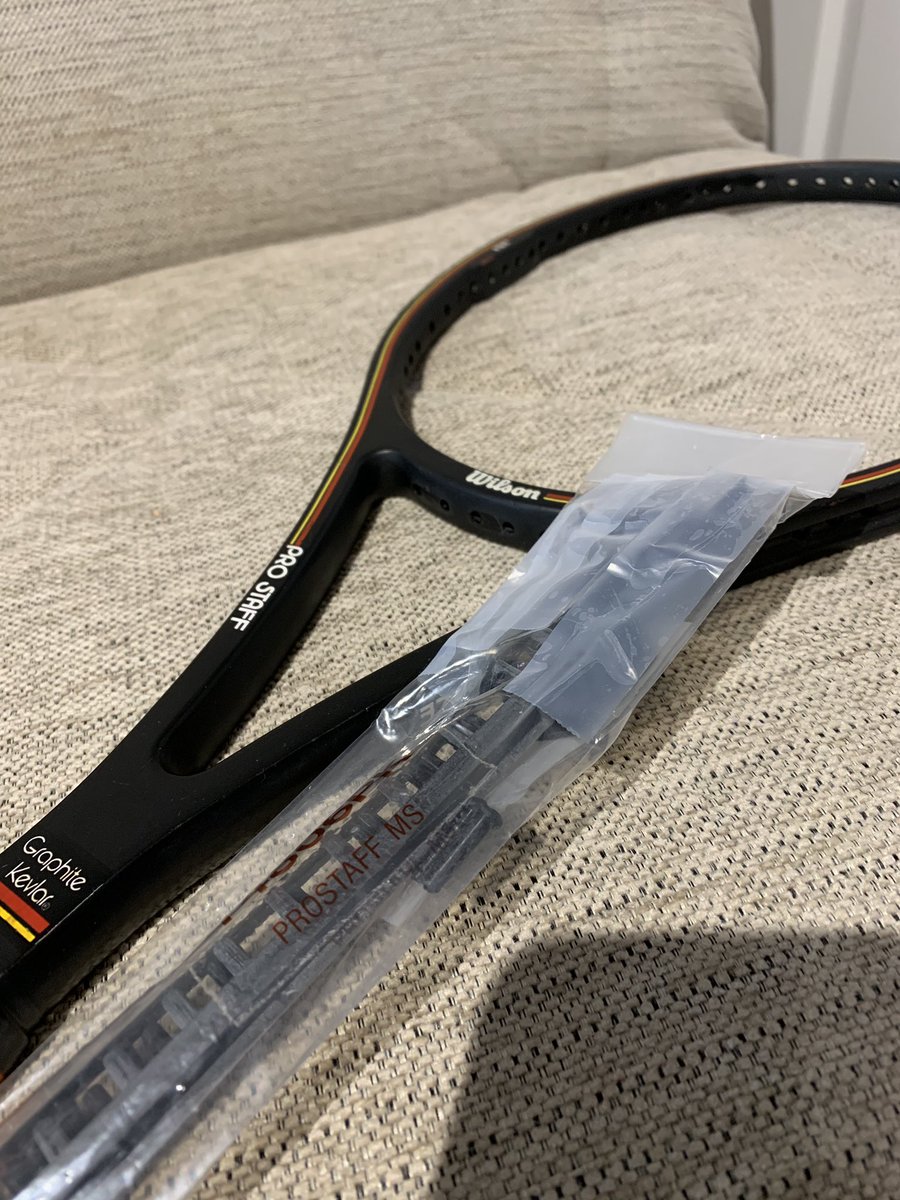 racketspec's tweet photo. Helped restore a @WilsonTennisUK classic for a customer today. 😬👍#wilsontennis #prostaff85 #prostaff #ersastringers https://t.co/9n9kXXpnUG