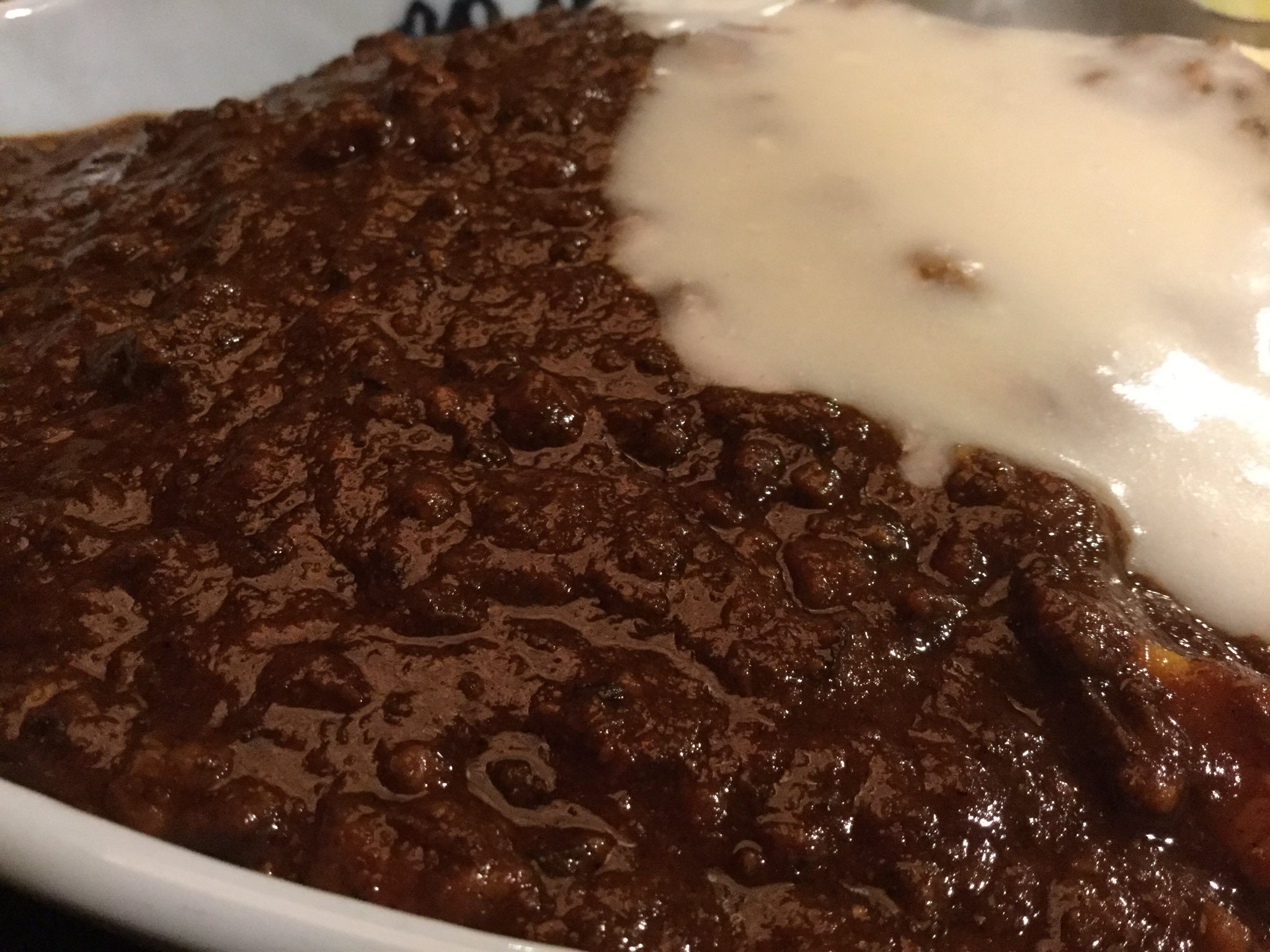 田中泰延 全部を賭けない恋がはじまれば 稲田万里 10月31日発売 Al Twitter アホだから大阪一辛いと噂される肥後橋南蛮亭のカレーを食べてきのう胃カメラの先についてるハサミでチョキッと切られたポリープのとこにカレーがしみて激痛 T Co Dvdoadv6s8 Twitter