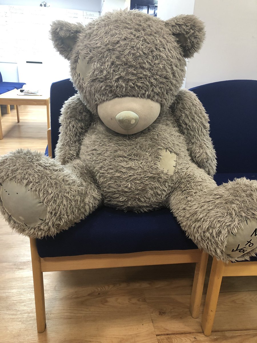 bournemouth_pk's tweet image. Hug a Bear Day - so much fun and being very cute ...spreading the love in the classroom #learningdifferent #initiative #schoolfamily