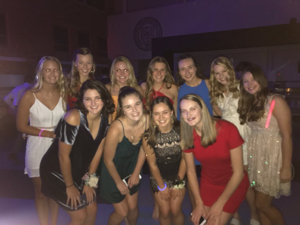 EmmHern_'s tweet photo. Happy birthday Tatum!!!! Have a great day ❤️ https://t.co/fUmSlCl19O