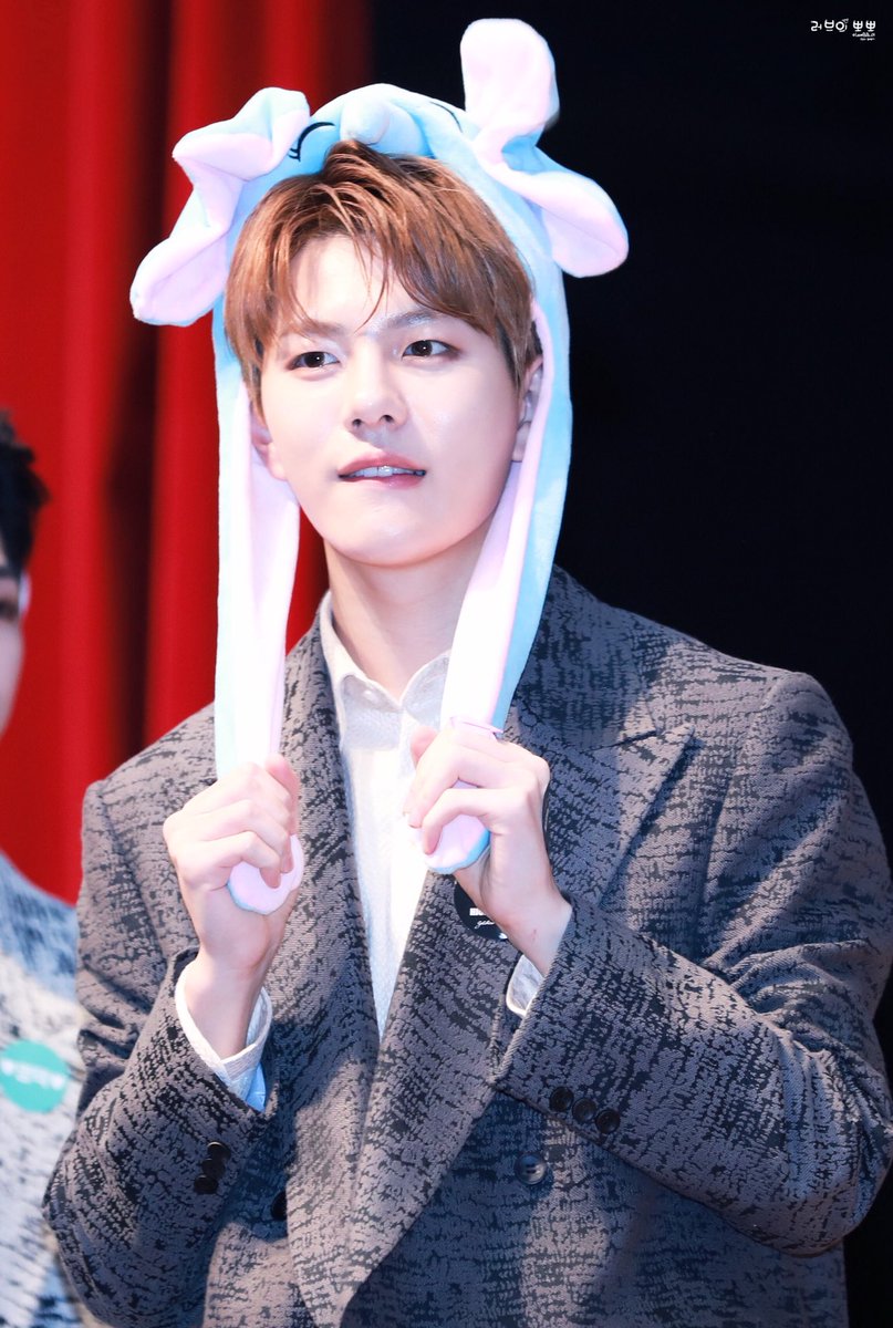 bominfiles's tweet photo. 181103 © LoveBoBo
✧*:･ﾟ #Golden_Child ｡ #골든차일드 ｡ #최보민 ｡ #보민 https://t.co/dfCyCTn9rg