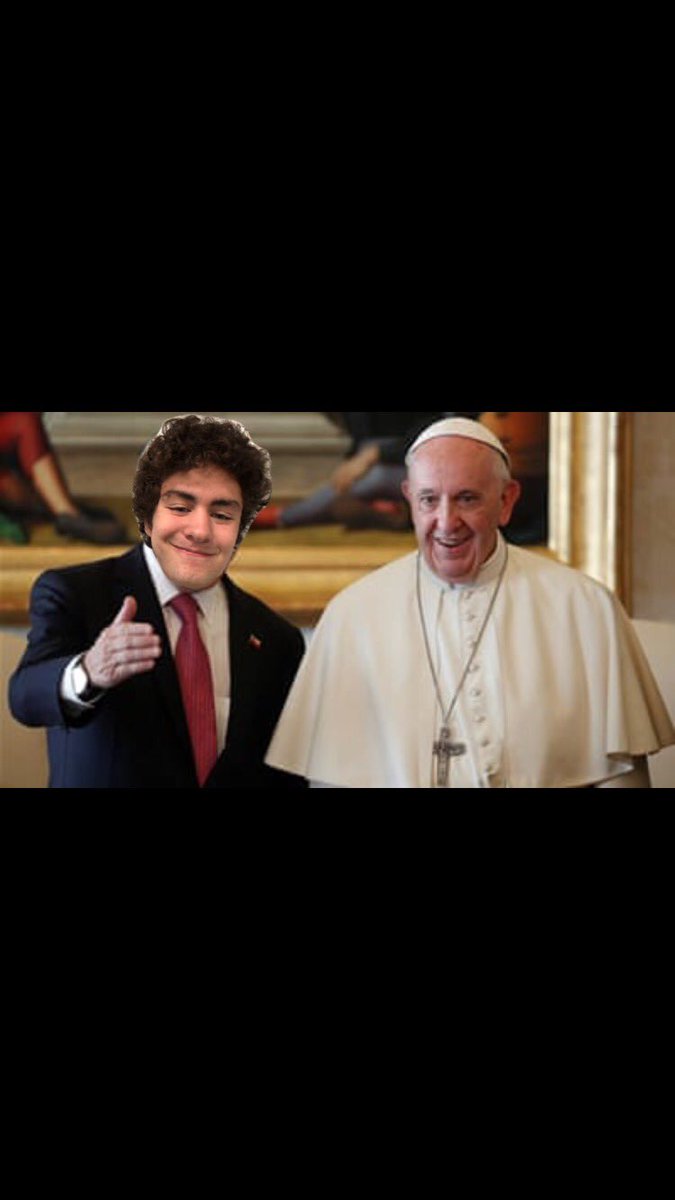 LibertyParty7's tweet photo. Awesome meeting with the pope today! #haveagreatthanksgiving #ringthebell https://t.co/FVnVc1SGUf