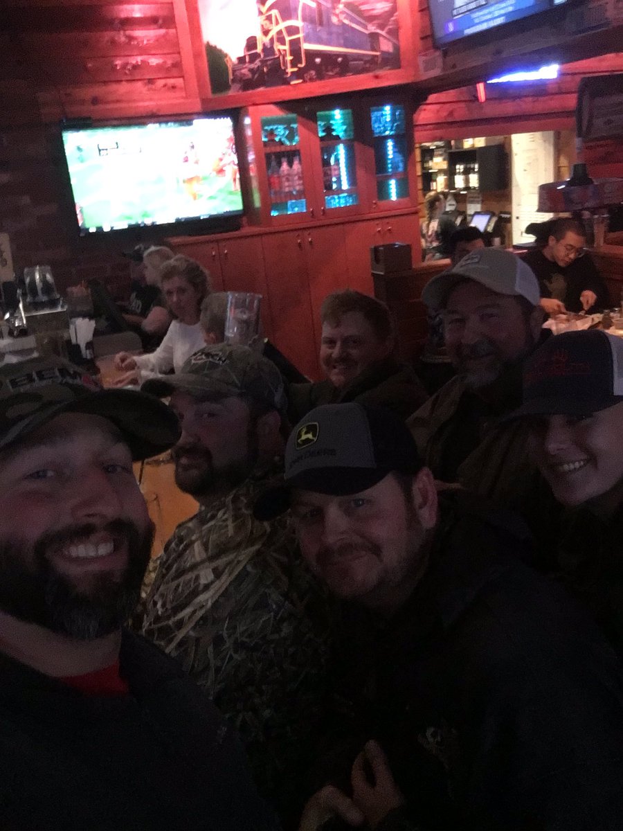 MuleBow's tweet photo. Ohio is always a good time! #popeclub_official #BigBucks #bigbucksofohio #elitearchery #ragebroadheads https://t.co/dV0acMVdpG