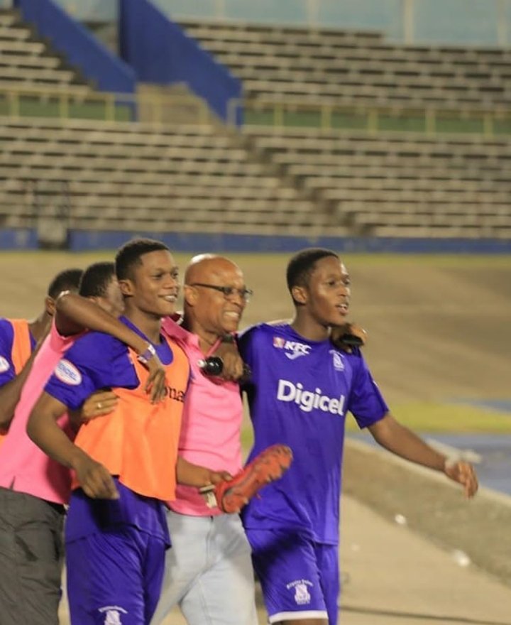 kcjamaica's tweet photo. Congratulations to KC's football team for securing a spot in the #DigicelManningCup 2018 Finals vs St. George's College. Retweet to congratulate the boys on this amazing victory #FortisForever 💜🏆 📸:@DIGICELJamaica | @SportsMax_Carib | @CVMTV | @ISSASportsJA https://t.co/ylNkhDAm2A