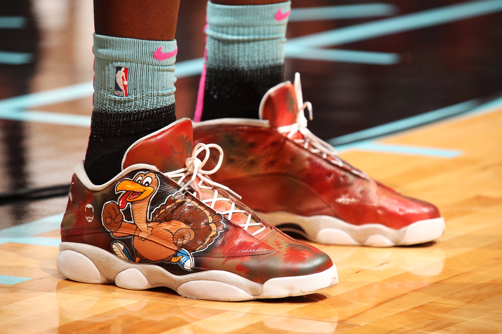 B/R Kicks on X: .@Bam1of1 wearing custom “Thanksgiving” Air