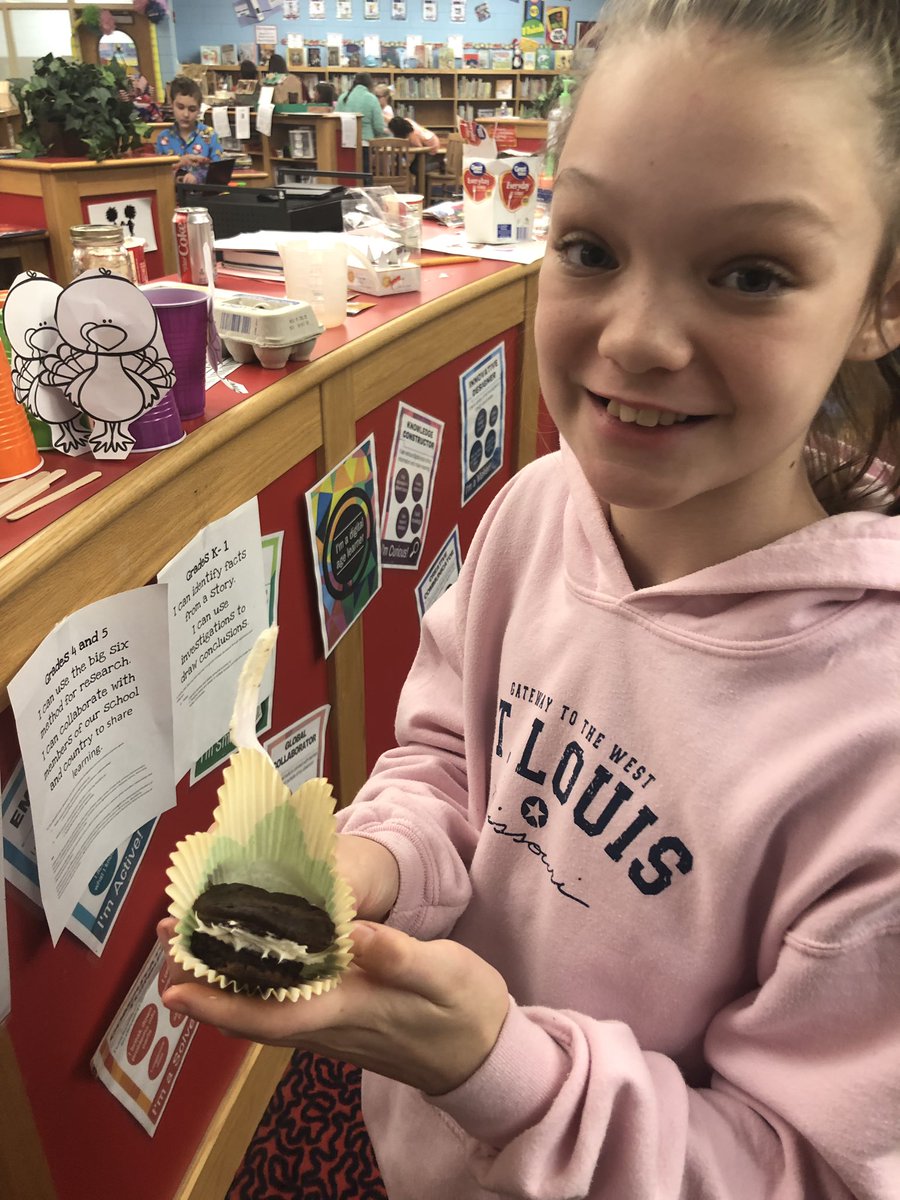 robylibrarian's tweet photo. Busy day at the @RESCubs Library! We broke out with @breakoutEDU, had #bakersgonnabake cooking club, and #bookbuddies! #loudestlibraryever #leadlikeroby #movingforward https://t.co/2Kckk3APT8