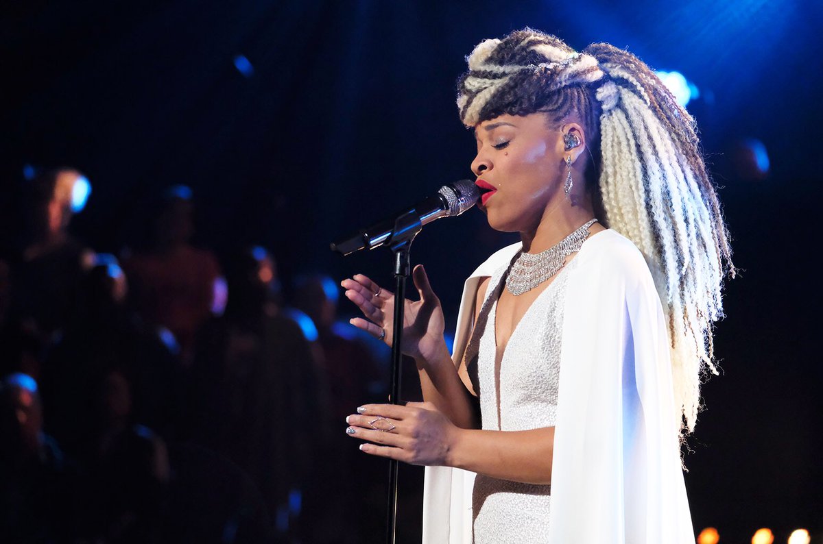 TimmyAsian's tweet photo. #VoiceSaveSandyRedd  JUST DO IT. https://t.co/V57yqR6t3R