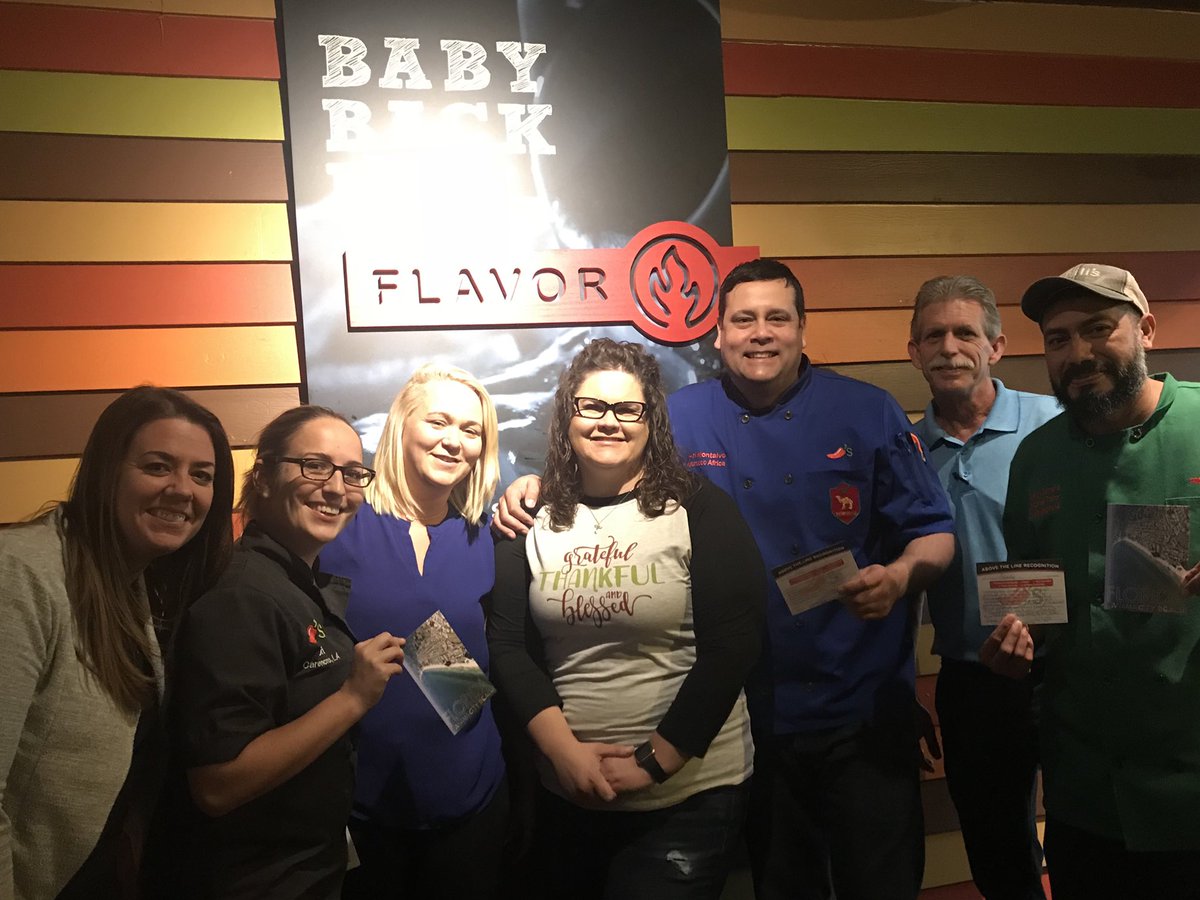 bosslady1778's tweet photo. What a great week with an amazing group of trainers!!! 👨‍🍳🌶👩‍🍳 Thank you for all the knowledge and support full of #chilislove 🌶❤️ after #HurricaneMichael 🌀 to help get #PCStrong 💪 #Back2Great One Brand, One Restaurant, One Team #850STRONG https://t.co/Wc6sGw2pPS