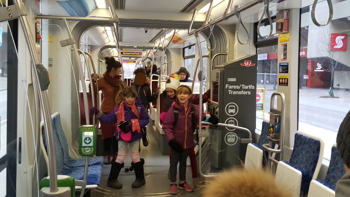 NoFun106's tweet photo. Getting to to field trip was almost as much funas the destination! https://t.co/jobr9p0Kj7