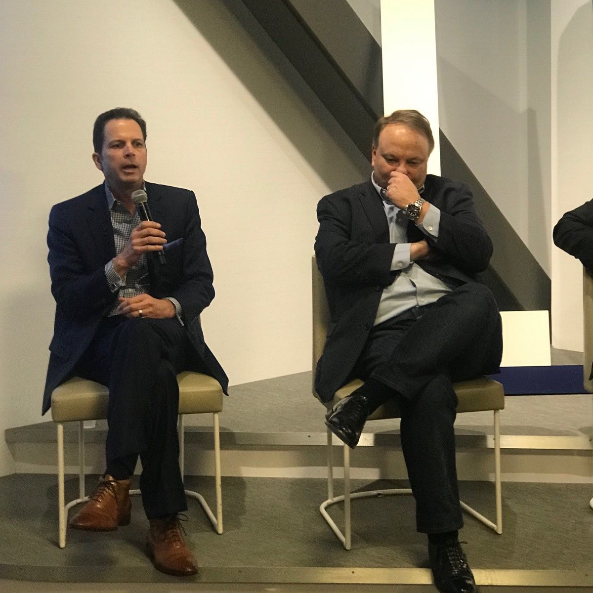 What a fantastic night of spectacular panelists! #EmergingLeaders are extremely grateful for Keith Cox, Patrick Drouillard and Efrain Inzunza 's knowledge-filled gathering. #leadership #socal