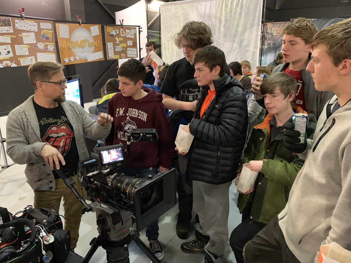 SMPIAoffice's tweet photo. .@CSTriffo showing off Wavelength Entertainment’s new Red Dragon camera system. One more hour left in Behind the Screen 2018, don’t miss it! https://t.co/DgakoOuXBL #skfilmweek https://t.co/GSNJyktL8q